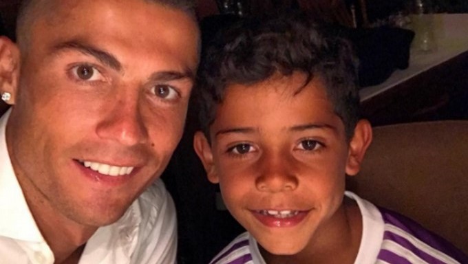 Cristiano Ronaldo y su hijo mayor, Cristiano Ronaldo Jr/ Tomada de Instagram: @cristiano