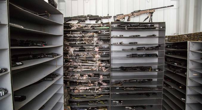 "Hoy está saliendo el primer contenedor con armas de las zonas veredales": Santos