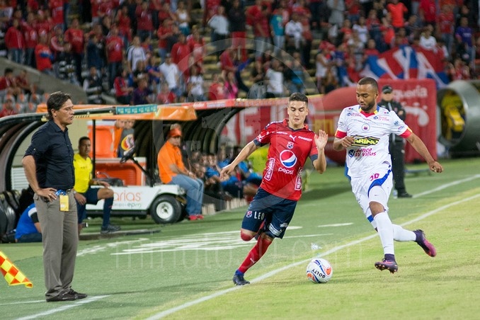 FOTOS: Primera victoria del Poderoso, que pudo ser mayor 9 dim pasto 7