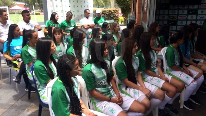 Nacional presenta en sociedad equipo femenino 1 equipo femenino Nacional Copiar