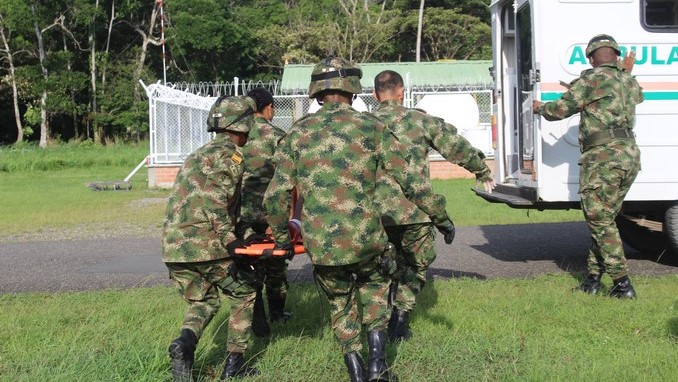 Ejército evacuó a un campesino desde San José de Apartadó que había sido mordido por una serpiente