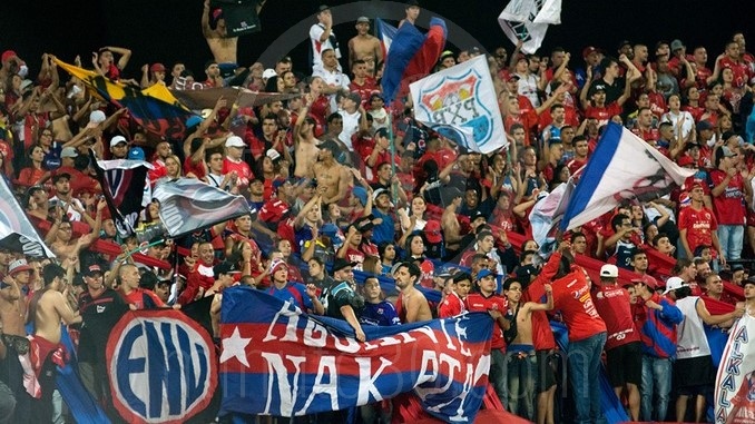 ¡Afina el Rojo! Medellín festejó en el Polideportivo Sur 1 hinchas dim