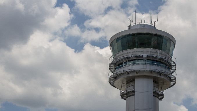La nueva torre de control del aeropuerto Olaya Herrera