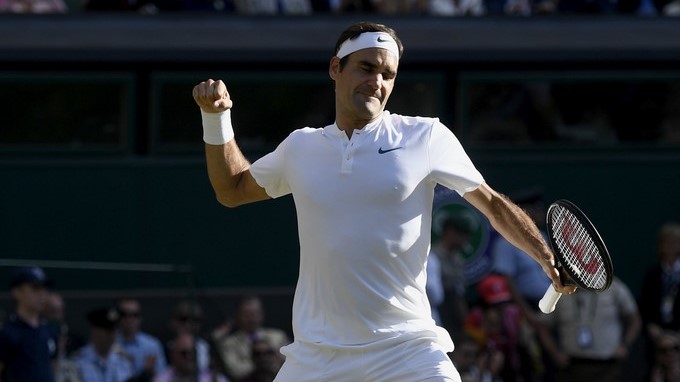 Federer arrasa y es el único de los "cuatro grandes" en semis 1 roger federer wimbledon