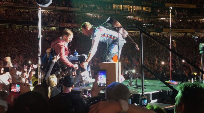 Captura tomada de Youtube: Coldplay Official