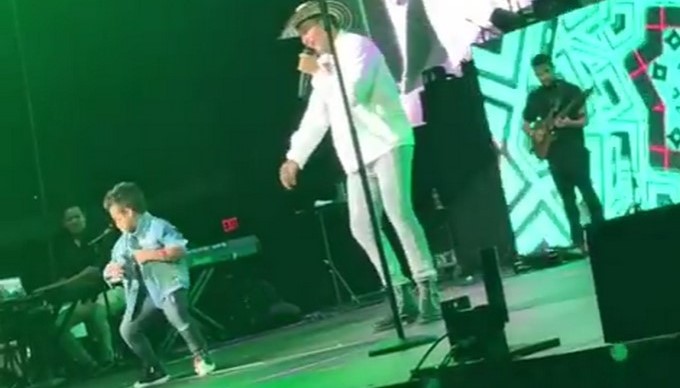 Silvestre Dandgon y su hijo José Silvestre/ Tomada de Instagram: @aleysopr