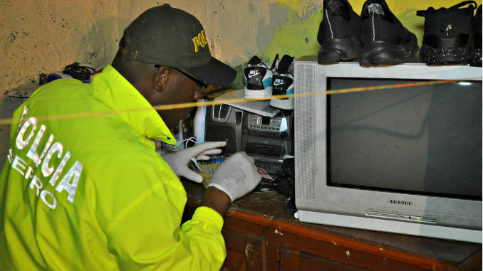 Allanamiento_Policia_Antioquia_El_Laberinto_2