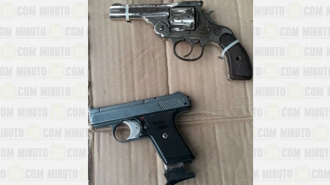 Armas_arma_de_fuego_hechizas