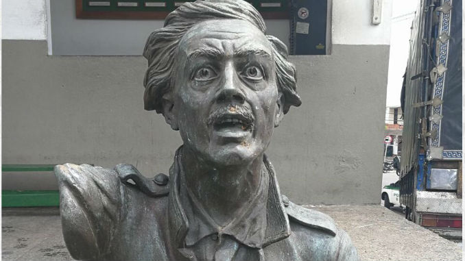 Busto_de_Atanasio_Girardot