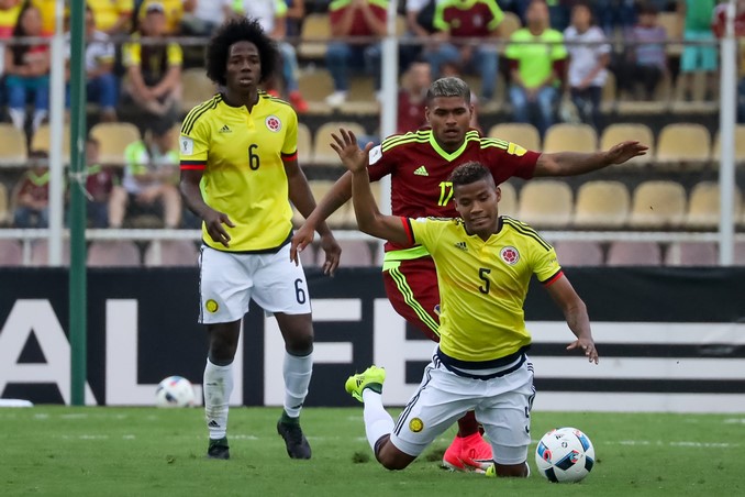 Colombia pone en riesgo el segundo puesto 1 Colombia Venezuela 2