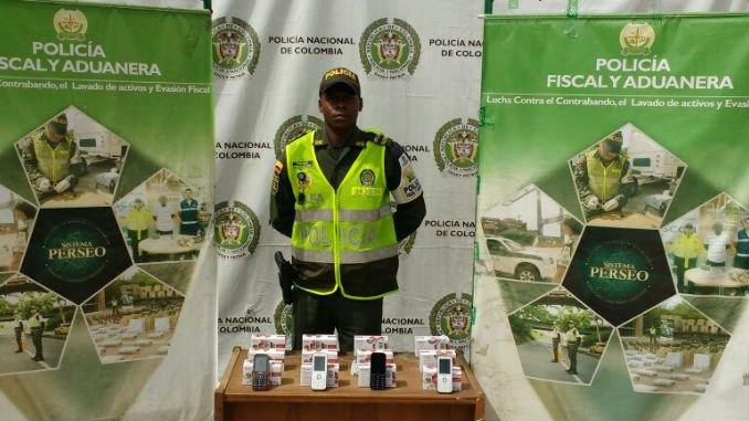 FOTOS: Contrabando avaluado en más de $300 millones fue confiscado en Medellín, Bello e Itagüí 4 Contrabando_Polfa_3