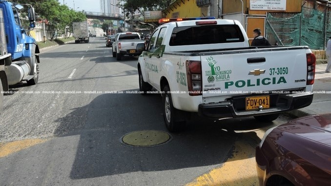 FOTOS: Denuncian que bala perdida mató a un menor de edad en La Paralela 7 Homicidio_Menor_bala_perdida_La_Paralela_71.jpg