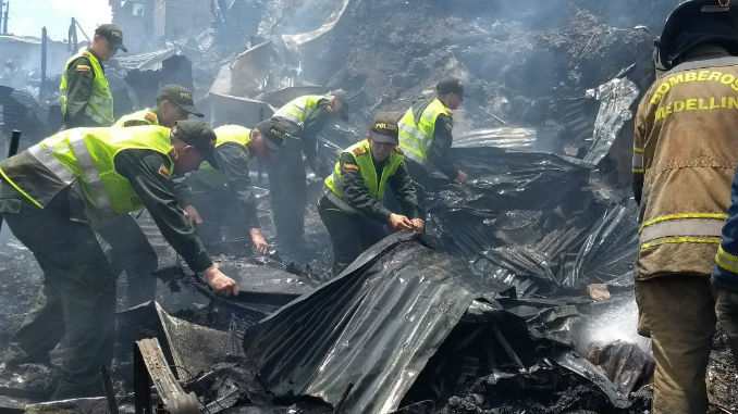 Incendio_Moravia_Policia_1