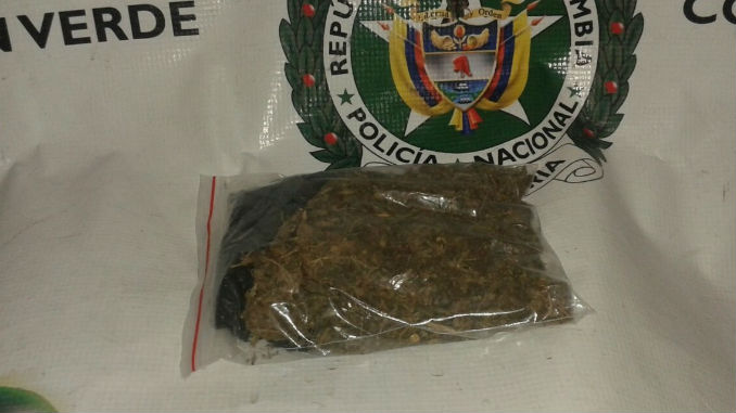 Con 500 gramos de marihuana lo capturaron en Laureles 1 Marihuana_Policia_Meval