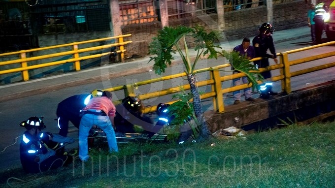 Cadáver quebrada Santa Elena.