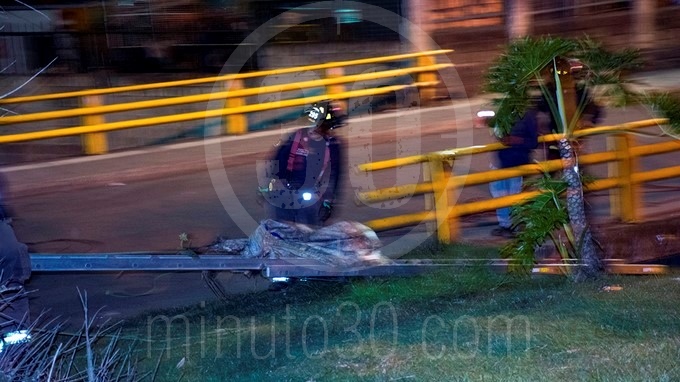 Cadáver quebrada Santa Elena.