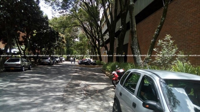FOTOS: Hurtaron $25 millones, hirieron a un vigilante en la cabeza y fueron capturados en Carlos E. Restrepo 4 Policias_atraco_CarlosE_Restrepo_3