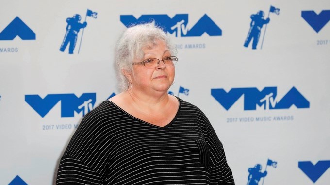 Susan Bro, mother of slain Charlottesville protestor Heather Heyer, poses in the press room at the 34th MTV Video Music Awards (VMA) at The Forum in Inglewood, California, USA, 27 August 2017. EFE