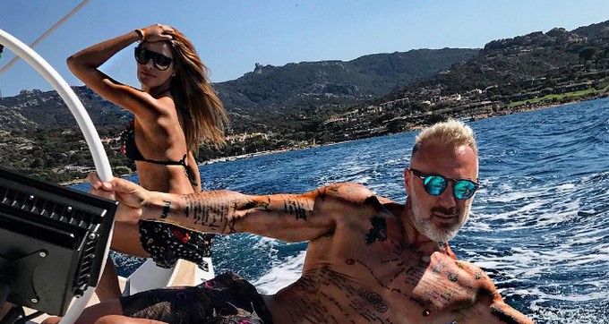 Es por esto que los hombres mayores buscan mujeres menores