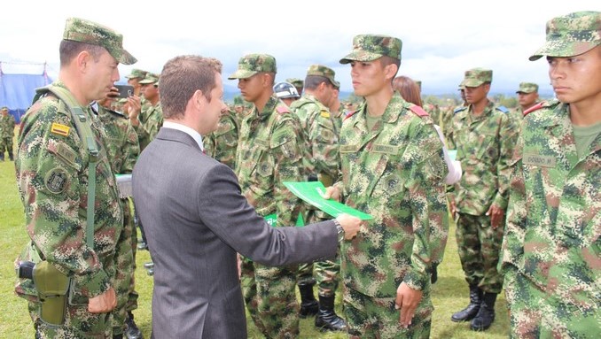 Ejército inició bancarización de soldados en el Cantón Militar de Popayán
