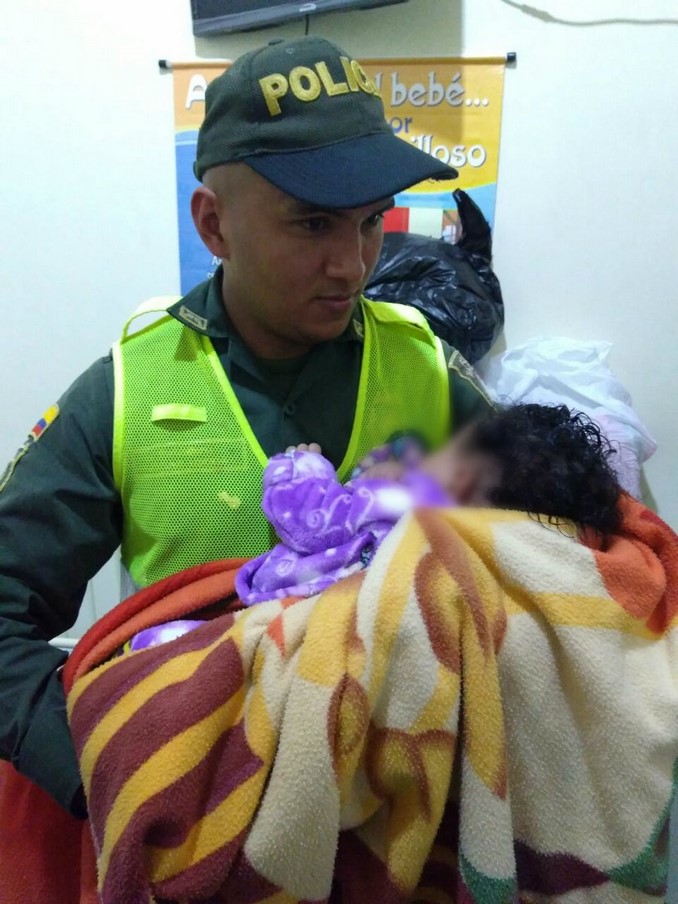 Rescatan a bebé de seis meses que fue abandonada en una tienda de Entrerríos