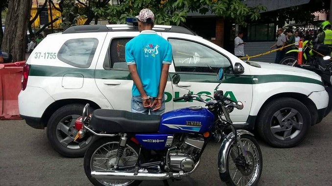 Lo capturaron en el Centro de Medellín luego de hurtar una moto 1 capturado moto hurto