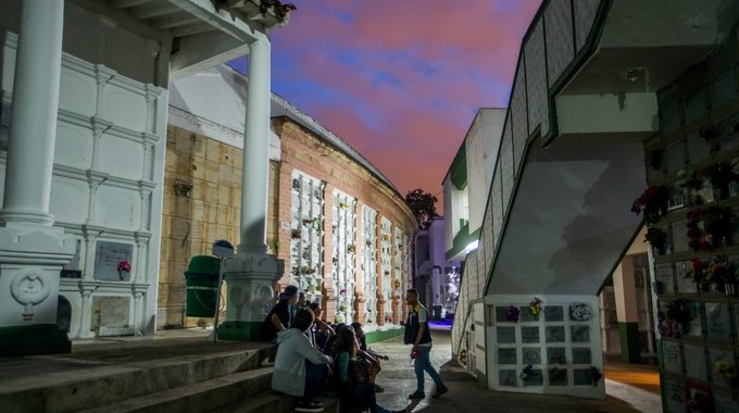 El Cementerio Museo San Pedro lo invita al Atardecer de imaginarios sobre Antioquia