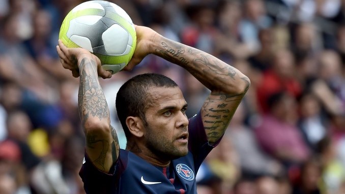 Dani Alves no irá al Mundial