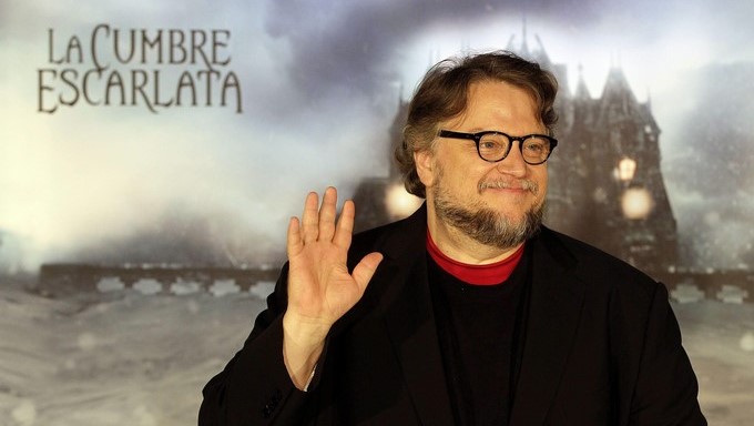 En la imagen, el director mexicano Guillermo del Toro, una de las figuras del cine latino que participará en los coloquios que acompañarán la exhibición de este ciclo especial. EFE/Archivo
