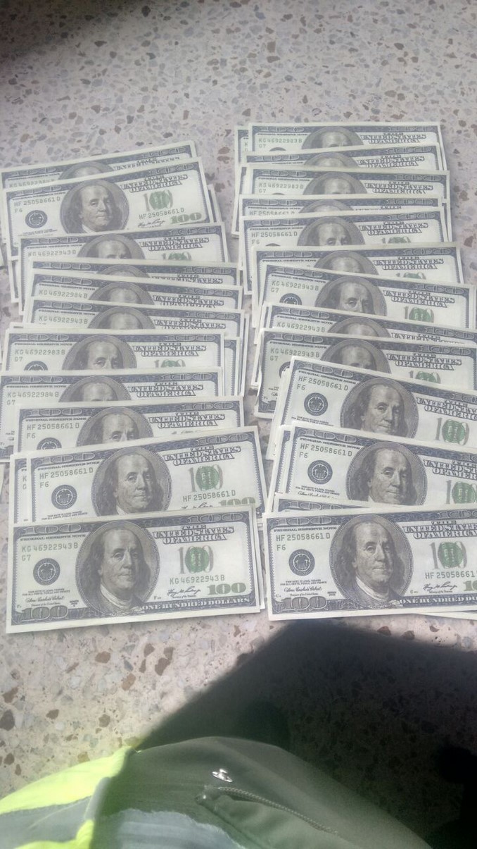 Capturados con dólares falsos en Bogotá