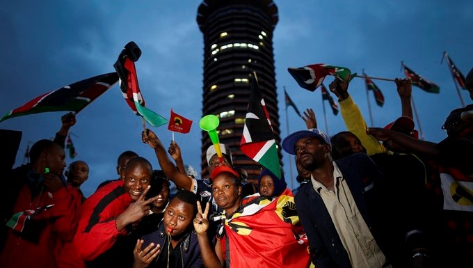 Uhuru Kenyatta, reelegido presidente de Kenia con el 54% de los votos