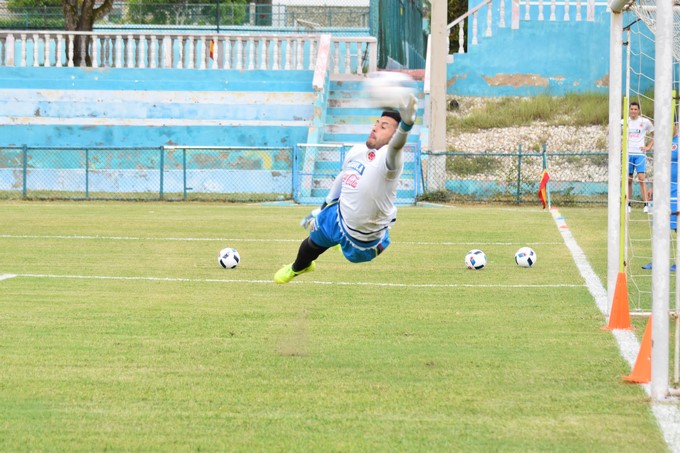 FOTOS: La selección Colombia se prepara para el encuentro con Venezuela 9 entremaniento seleccion 12