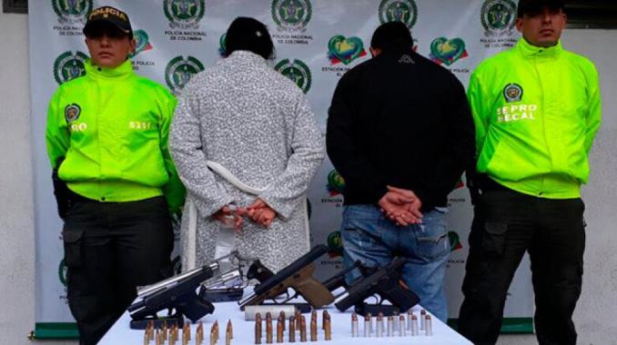 Capturaron a la expareja de alias 'Gandhi'. Al parecer, la mujer alquilaba armas a grupos delincuenciales