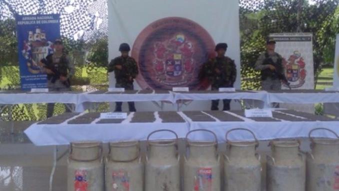 Con estas armas y explosivos disidencias de las Farc pretendían equipar a los menores reclutados