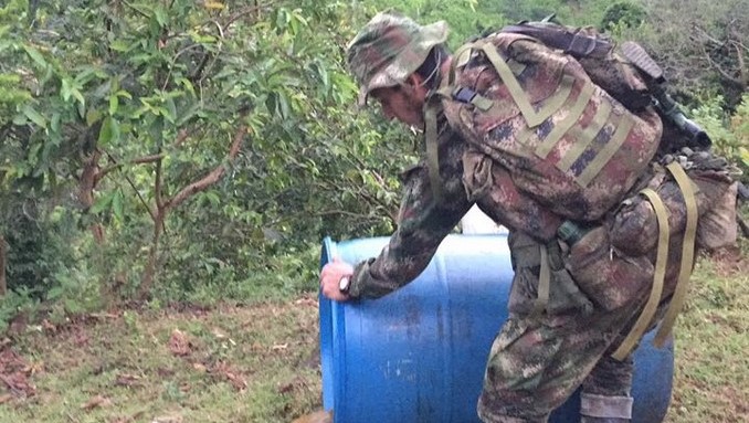 Ejército destruyó tres estructuras para la producción de droga que pertenecían al Eln y al 'Clan del Golfo'