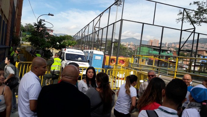 Niños afectados por el incendio en Moravia tendrán jornadas educativas en la I.E. El Bosque