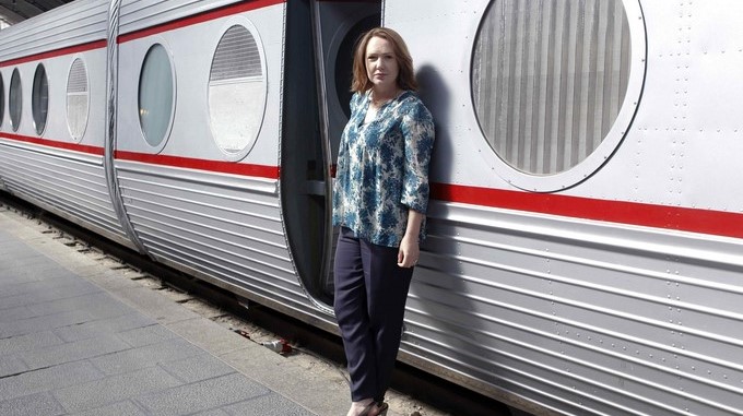 Paula Hawkins: No hay una fórmula mágica para escribir un “best seller”