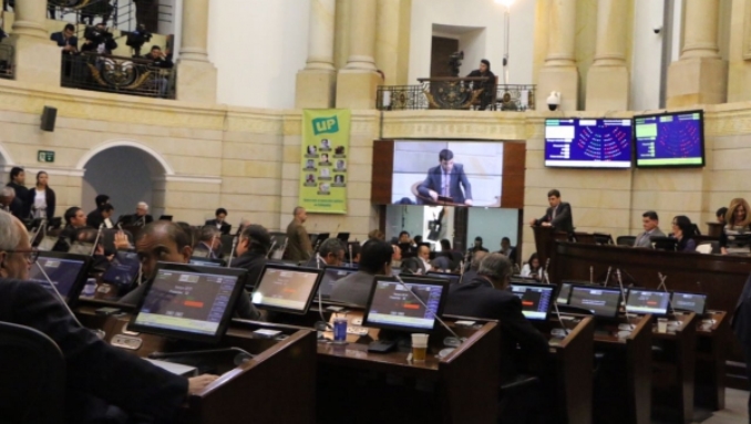 Senado aprobó proyecto para que desmovilizados de las Farc se conviertan en escoltas de la UNP