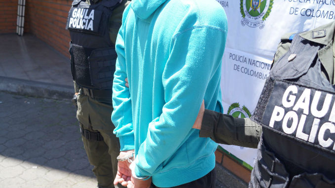 FOTOS: Capturado en Robledo 'Molacho', de 21 años de edad, máximo cabecilla de 'Los Mondongueros' 4 Captura_Molacho_Mondongueros_1