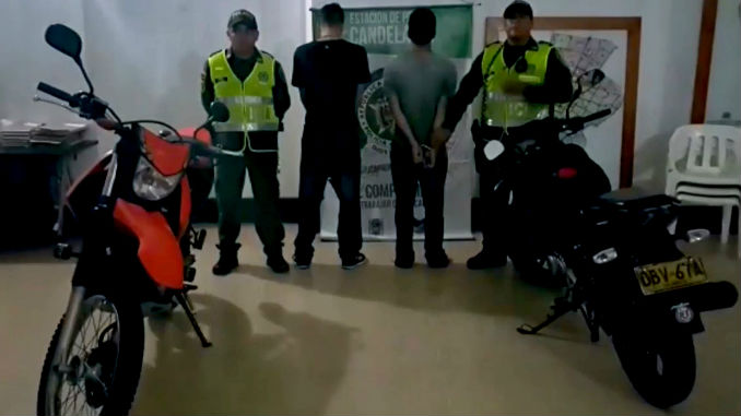 VIDEO y FOTOS: Dos hombres tuvieron que ser rescatados de las aguas del río Medellín al que se tiraron por huir de la Policía 4 Capturados_Rio_Medelln_2