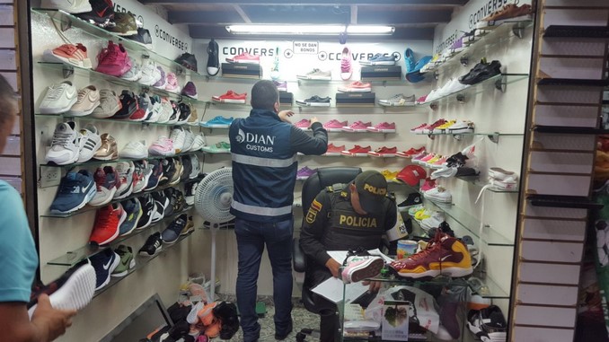 Contrabando_La_Minorista_2