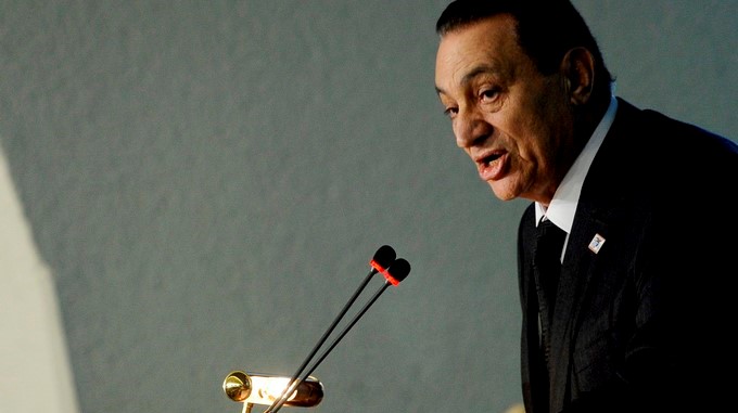 El presidente egipcio, Hosni Mubarak, pronuncia un discurso. EFE/Archivo
