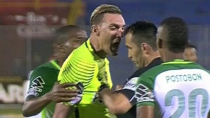 VIDEO: ¿Qué pasó Armani? La reacción del arquero que sorprendió a todos 1 armani
