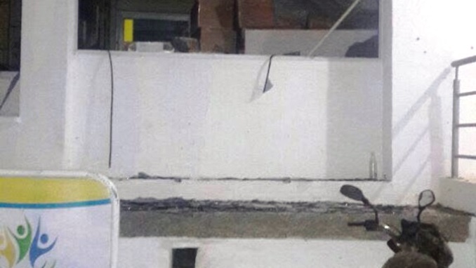 Tres heridos tras atentado contra la Alcaldía de Puerto Escondido, Córdoba