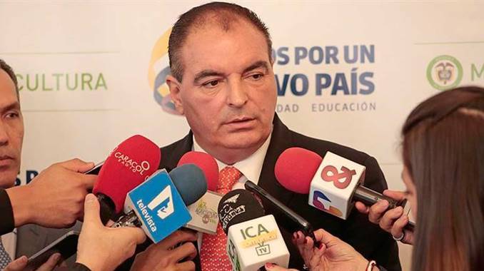 El ministro de Agricultura, Aurelio Iragorri