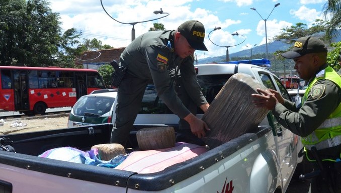 VIDEO: En hechos aislados las autoridades capturaron a dos personas en situación de calle e incautaron droga 4 En hechos aislados las autoridades capturaron a dos personas en situación de calle e incautaron droga