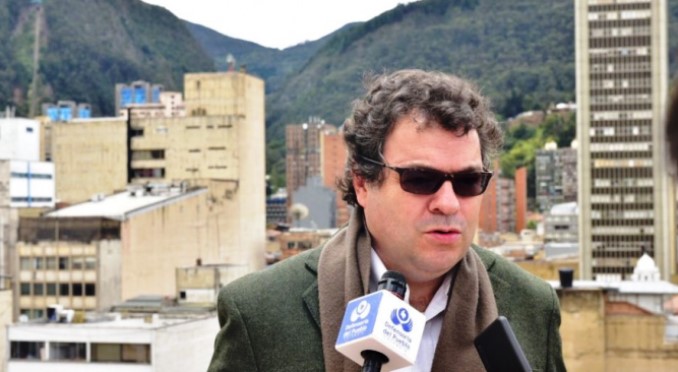 Carlos Alfonso Negret Mosquera, defensor del Pueblo