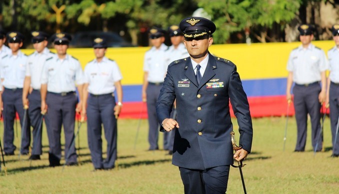El coronel Luis René Nieto asumió como nuevo comandante del Comando Aéreo de Combate N. 4