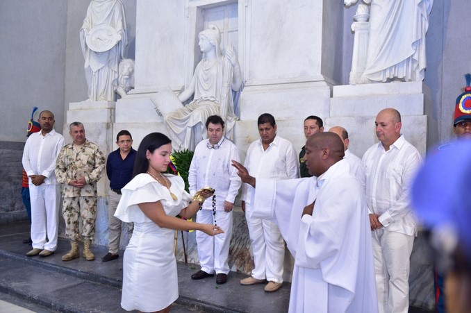 Defensor del Pueblo fue declarado huésped ilustre y recibió las llaves de Santa Marta