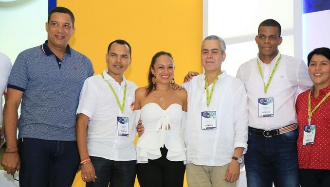 Gremio minero y autoridades ambientales en el Meta firmaron acuerdo para recuperar cuenca del río Guayuriba